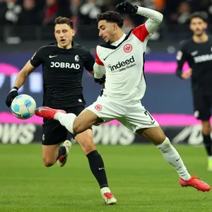 Omar Marmoush zaubert gegen den SC Freiburg