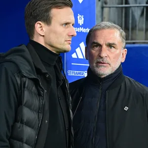 HSV-Sportdirektor Claus Costa und Sportvorstand Stefan Kuntz.