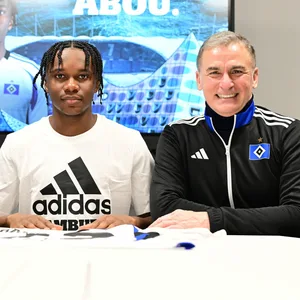 Vorstellung von Aboubaka Soumahoro beim HSV mit Claus Costa und Stefan Kuntz