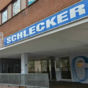 Der ehemalige Schlecker am Kiez steht leer.