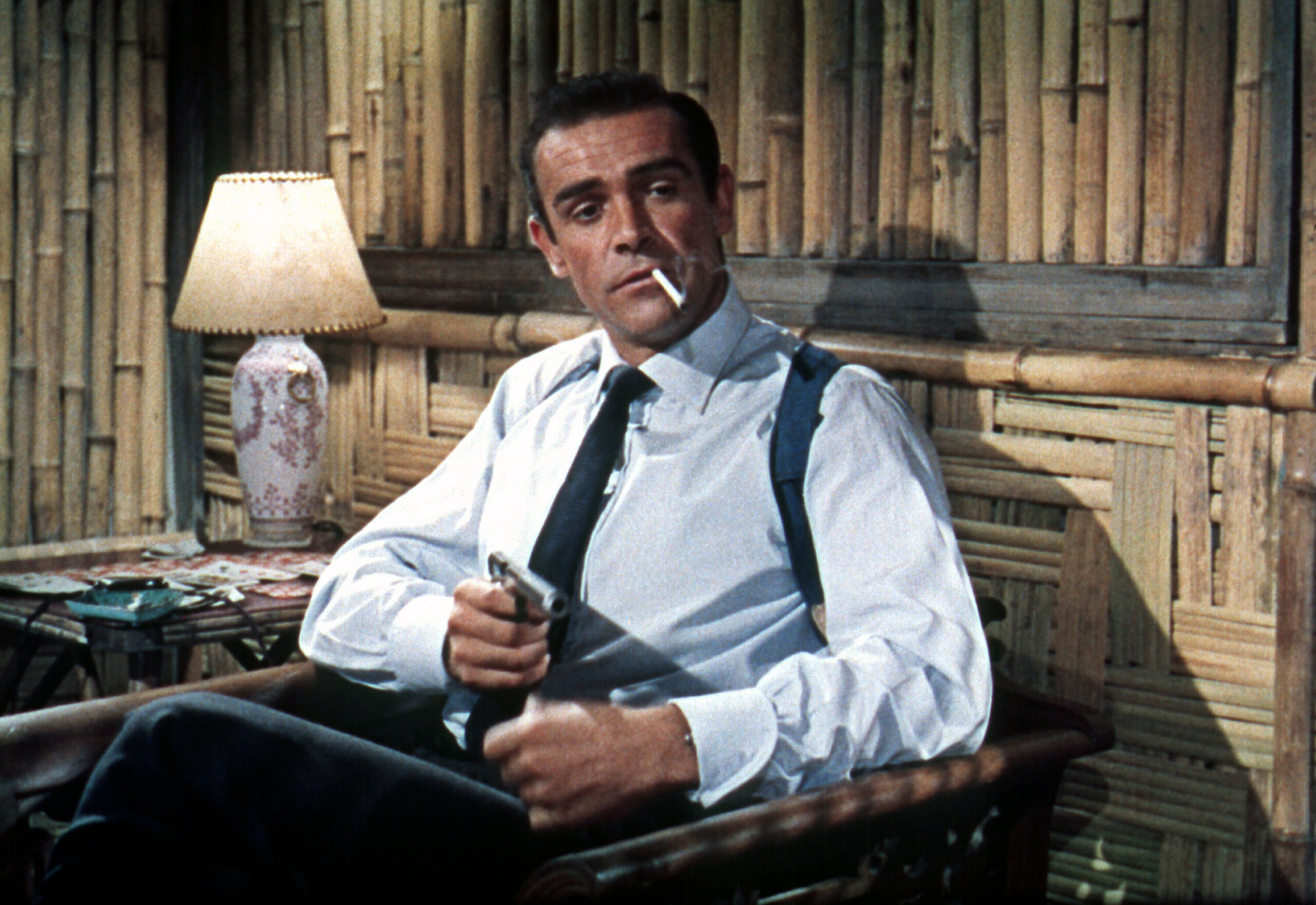 Er war der erste Bond – und gleichzeitig der erste und bislang letzte Schotte, der die Rolle übernahm: Sean Connery (hier in „James Bond – 007 jagt Dr. No“ von 1962).