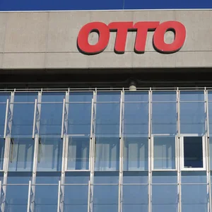 Blick auf die Zentrale des Handelsunternehmens Otto.