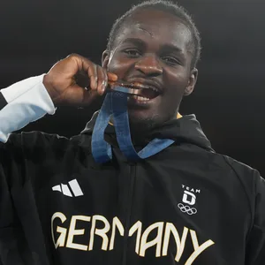 Nelvie Tiafack beißt auf seine Bronzemedaille