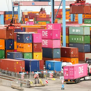 Container am Terminal