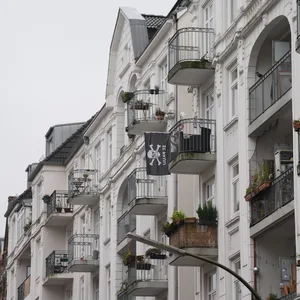 Ein renovierter Altbau auf St. Pauli – den zum Schnäppchenpreis zu finden, dürfte weiterhin nahezu unmöglich sein.