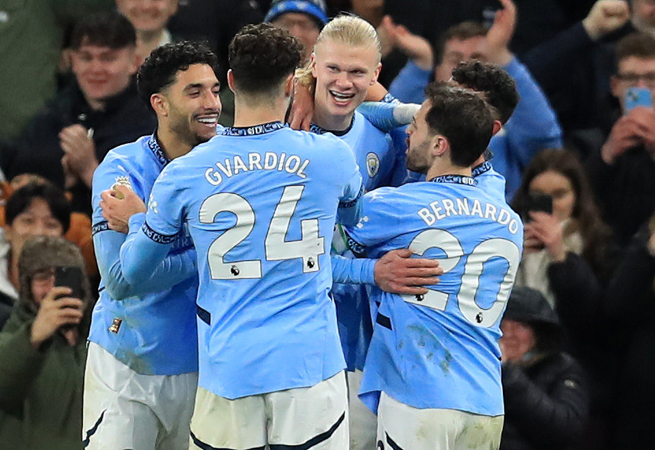 Omar Marmoush jubelt im Trikot von für Manchester City.