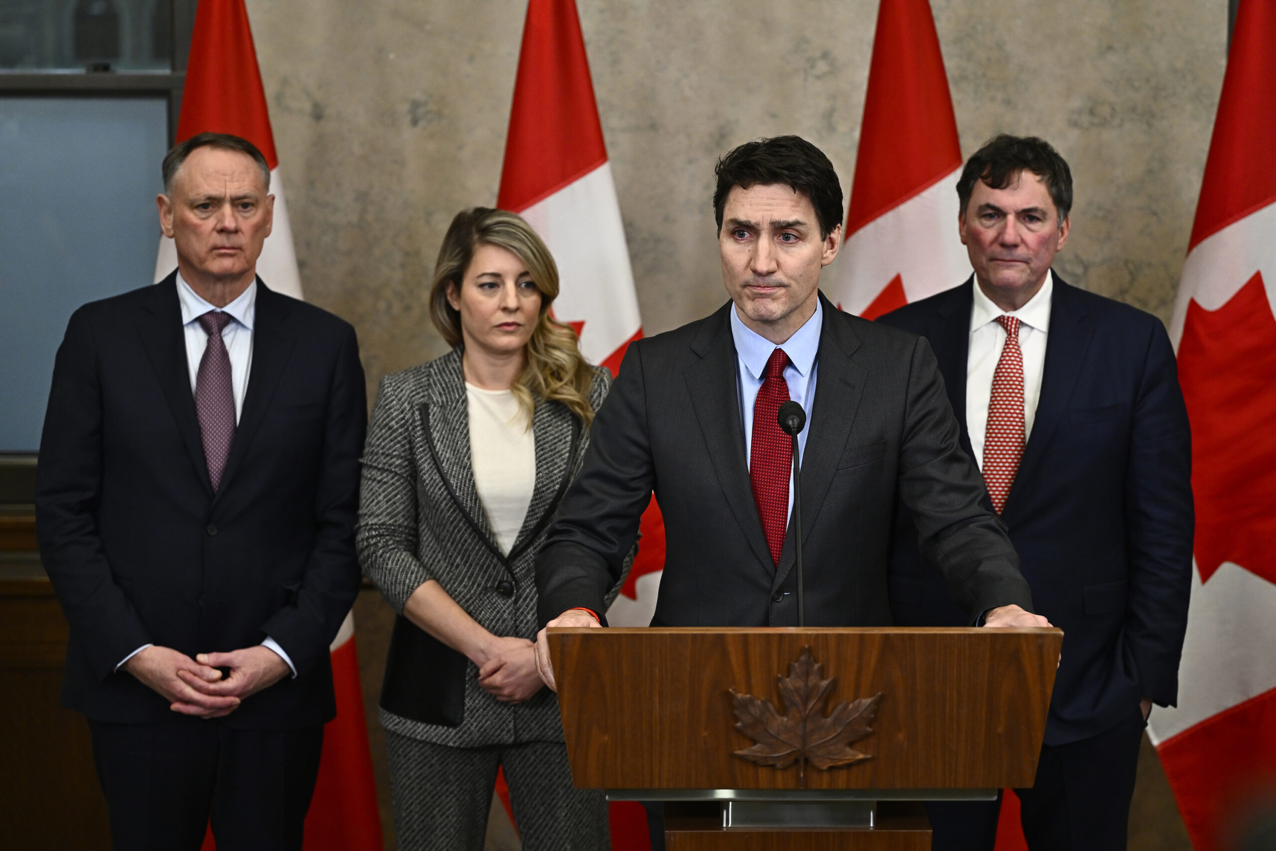 Kanadas Premierminister Justin Trudeau spricht zu den Medien, nachdem US-Präsident Trump eine Reihe von Zöllen gegen Kanada, Mexiko und China verhängt hat, in Ottawa.