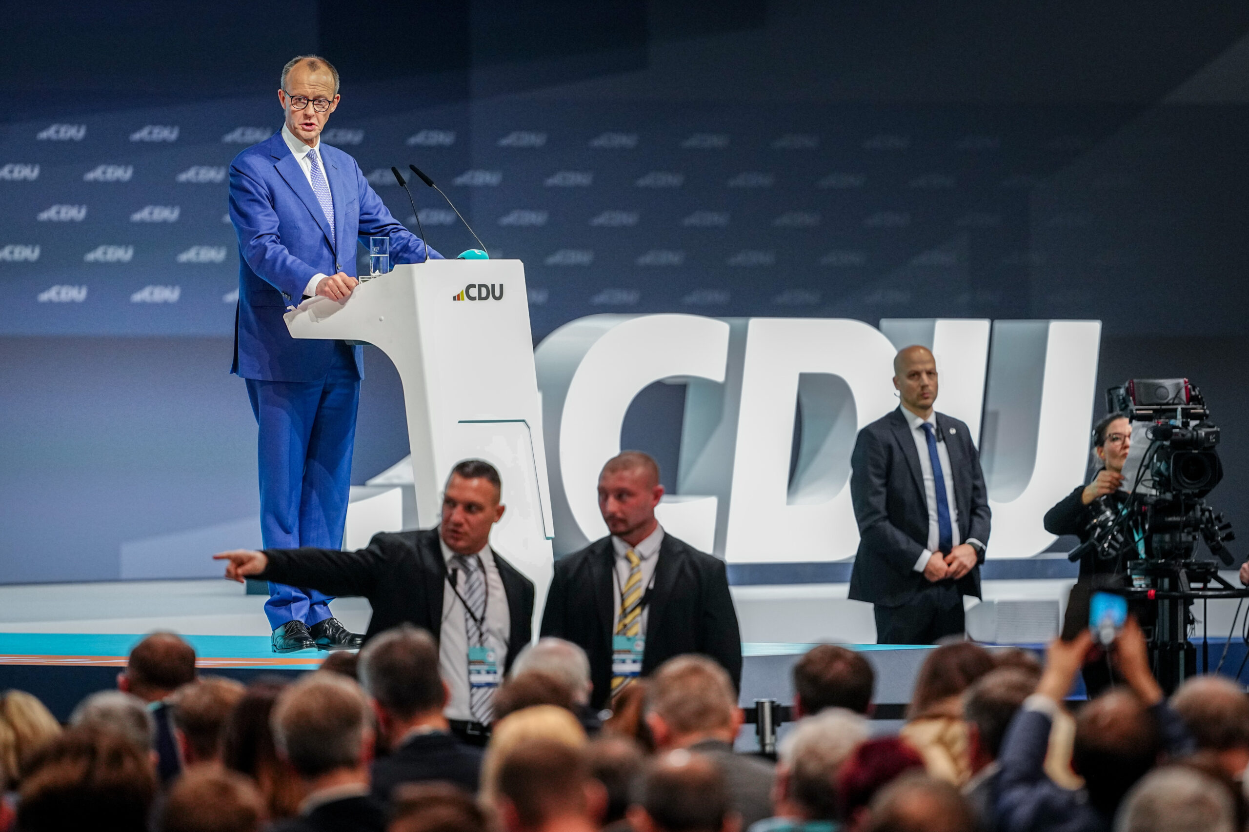 Friedrich Merz spricht auf dem CDU-Bundesparteitag in Berlin.