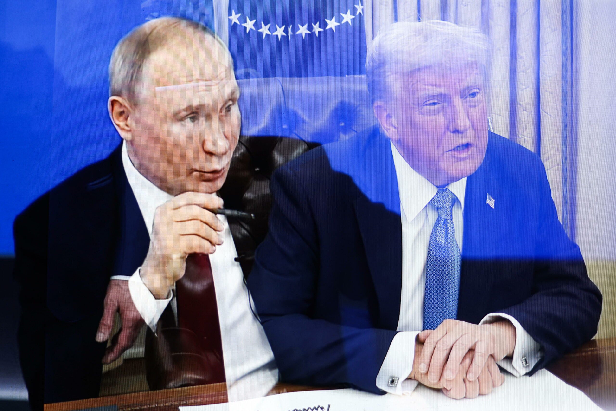 Wladimir Putin (l.) und Donald Trump verhandeln über die Zukunft der Ukraine. (Fotomontage)