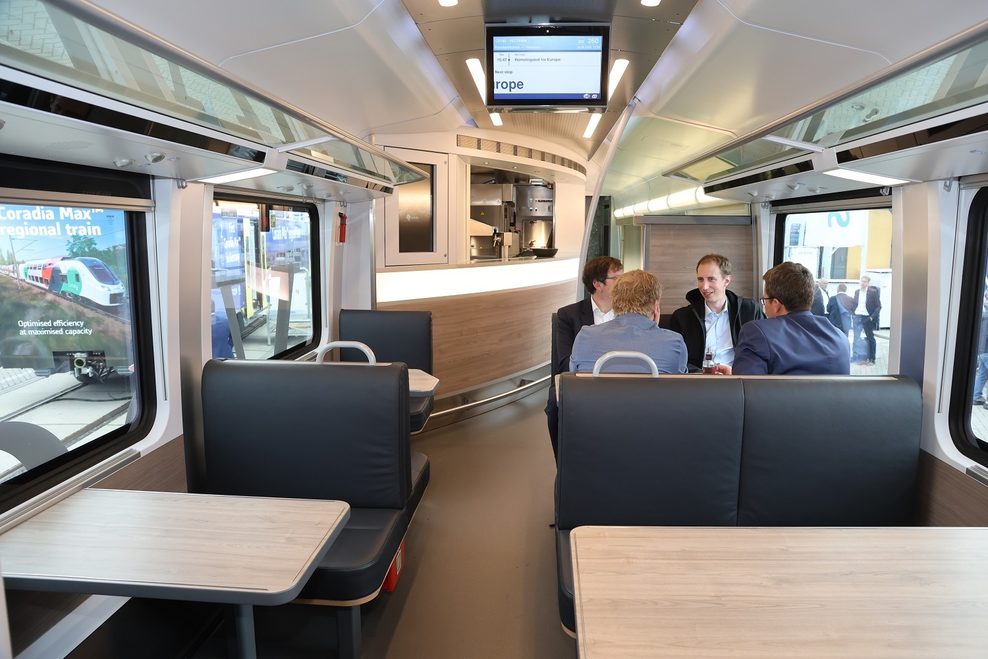 Der neue Speisewagen im Nightjet, den die tschechische Bahn bald auf der Strecke zwischen Prag und Hamburg einsetzen will.