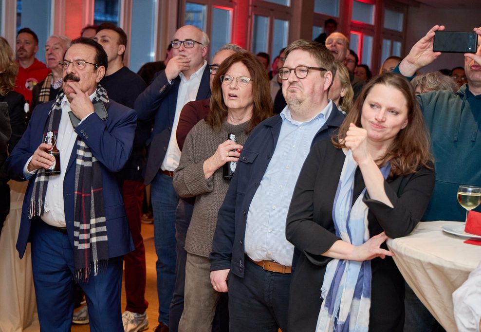 Wahlparty bei der SPD in einem Bild.