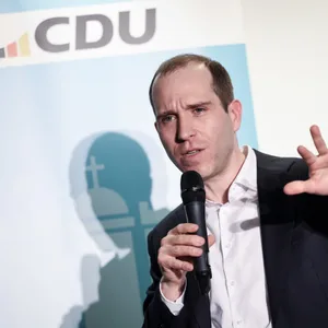 Dennis Thering, Fraktionsvorsitzender der CDU in der Hamburgischen Bürgerschaft, bei einer Wahlkampfveranstaltung im Emporio Tower.