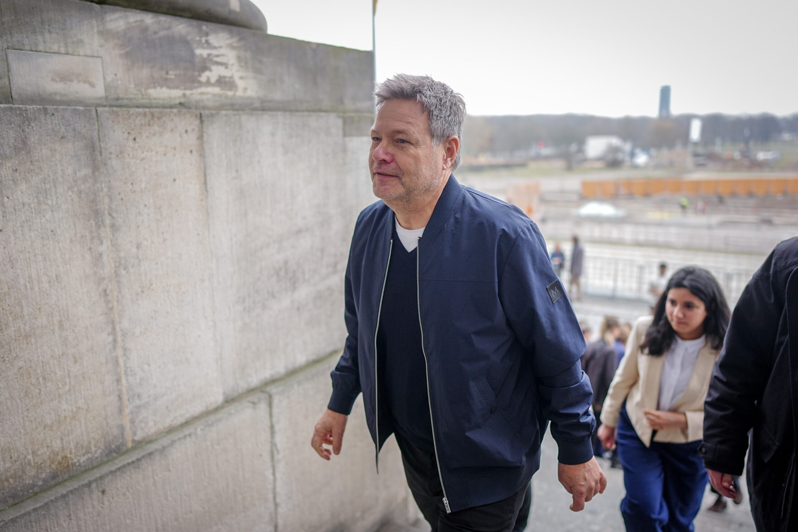 Wirtschaftsminister Robert Habeck (Grüne) wird auch dem neuen Bundestag angehören.
