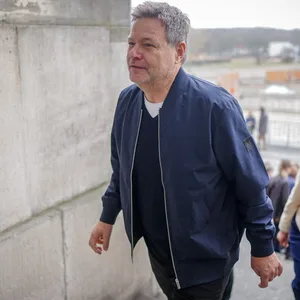 Wirtschaftsminister Robert Habeck (Grüne) wird auch dem neuen Bundestag angehören.