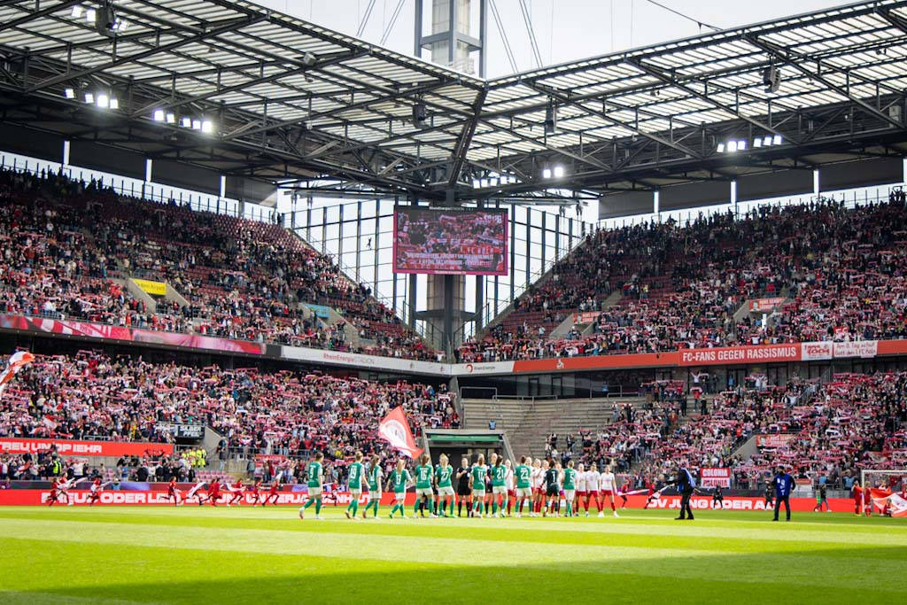 Das RheinEnergie Stadion in Köln