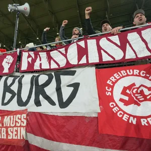 Banner von Ultras des SC Freiburg