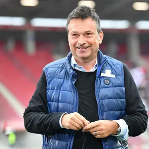 Christian Heidel lacht