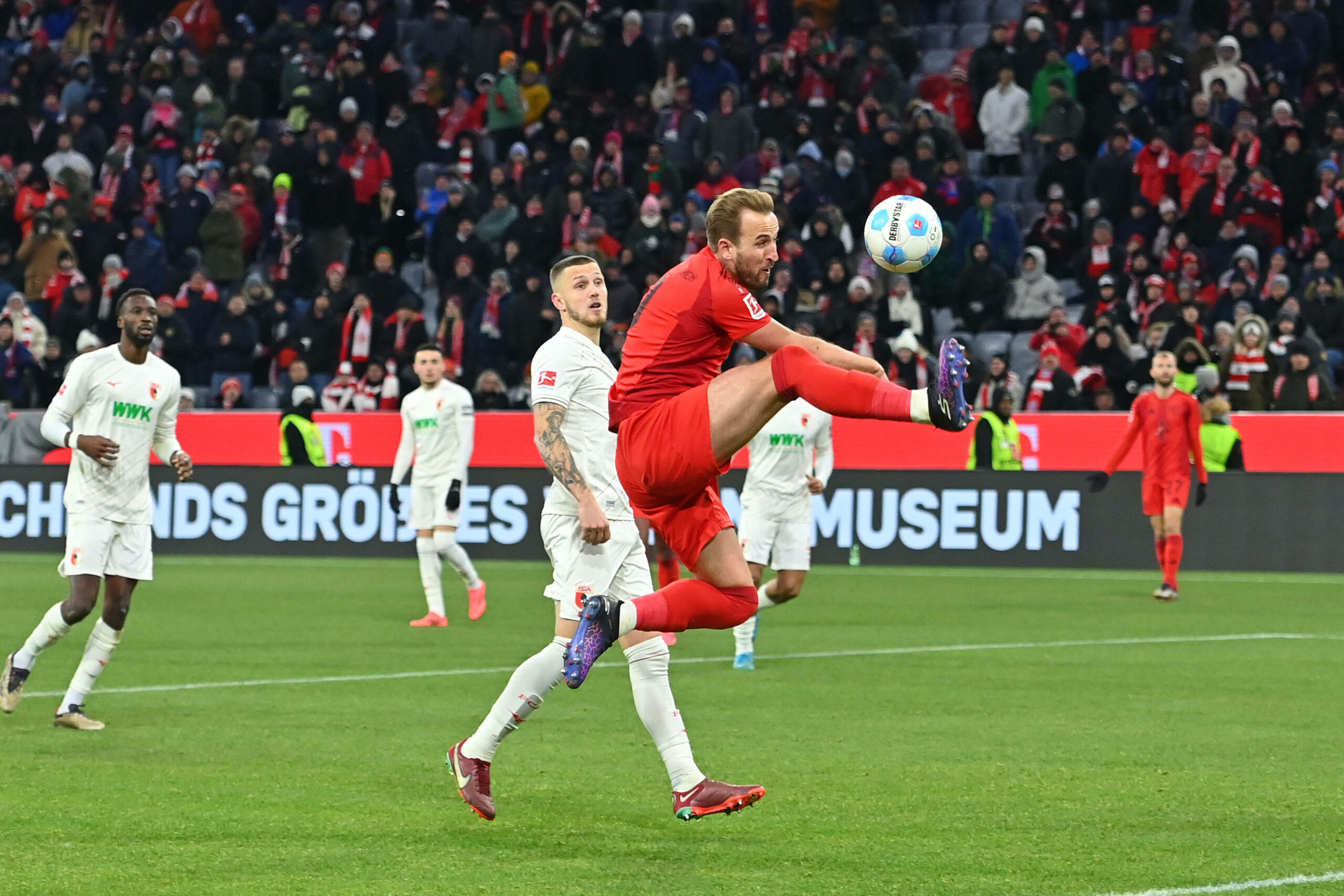 Harry Kanes Ballannahme zum Tor des Jahres im Spiel gegen den FC Augsburg