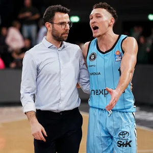 Brae Ivey im Austausch mit Benka Barloschky
