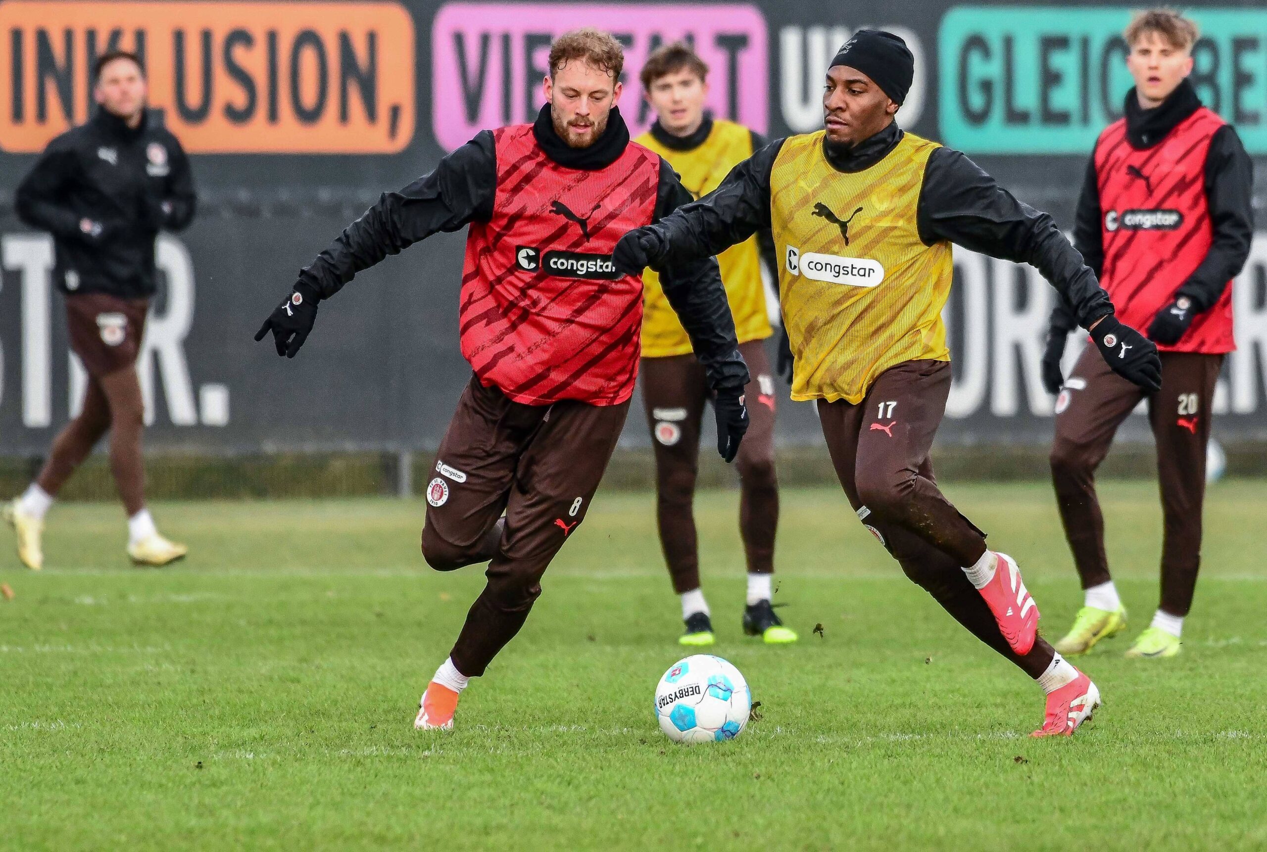 CVarlo Boukhalfa gegen Dapo Afolayan im Training