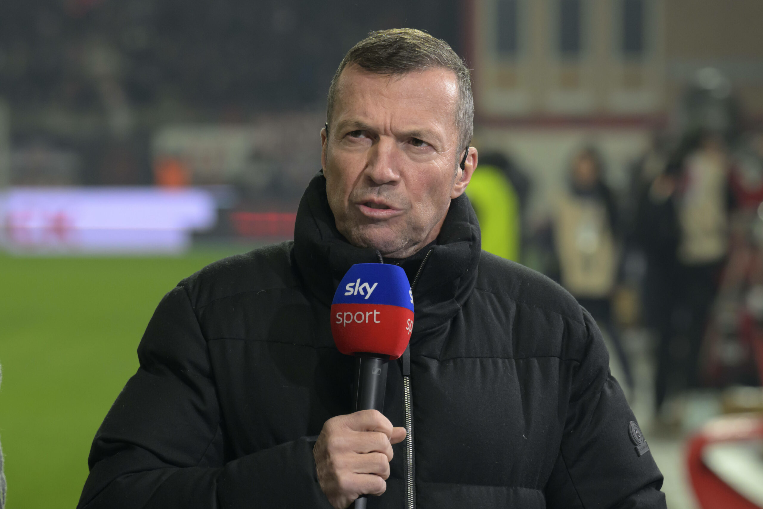 Lothar Matthäus am Sky-Mikrofon