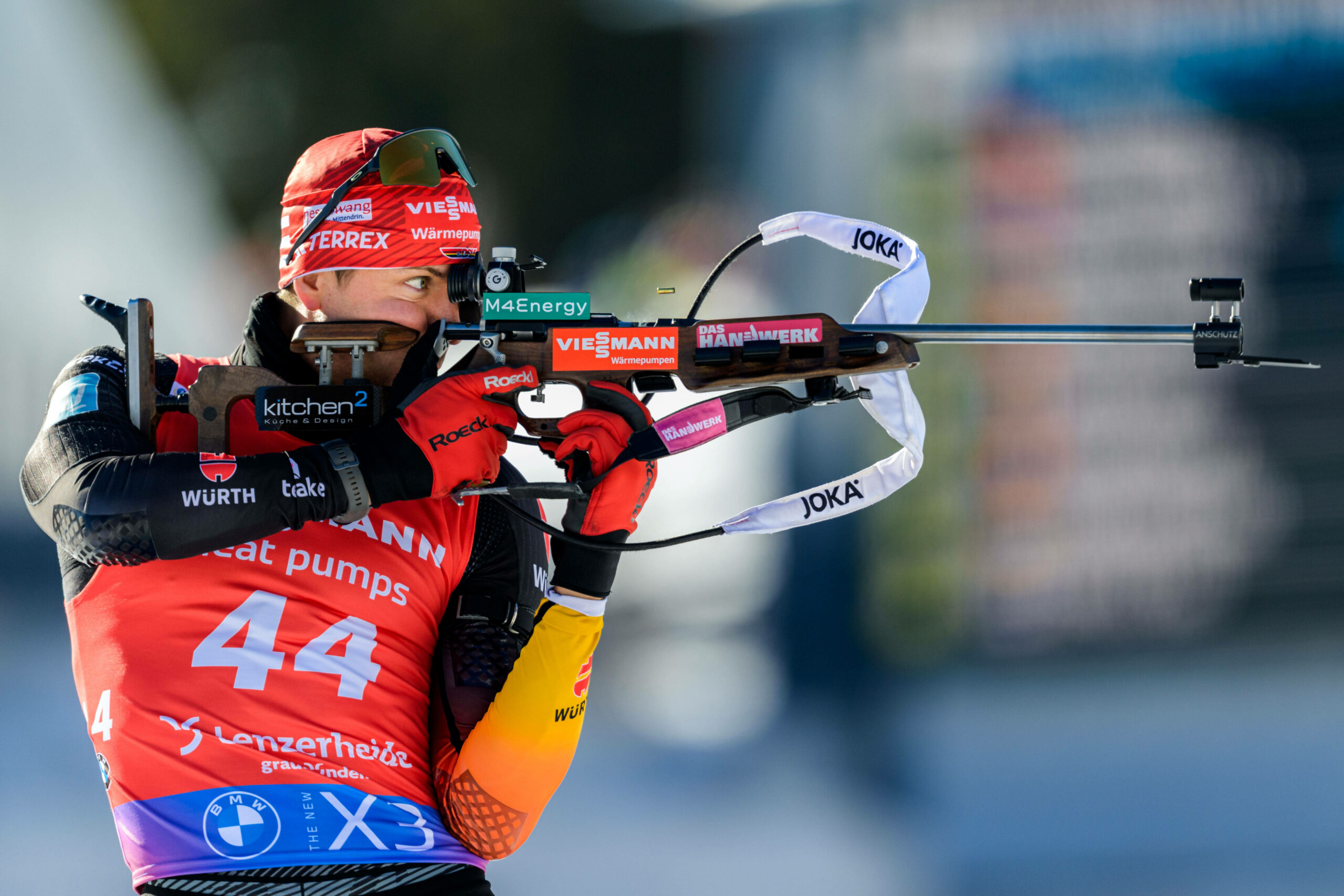 Philipp Nawrath beim Stehendschießen in Lenzerheide