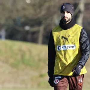 Elias Saad beim Training