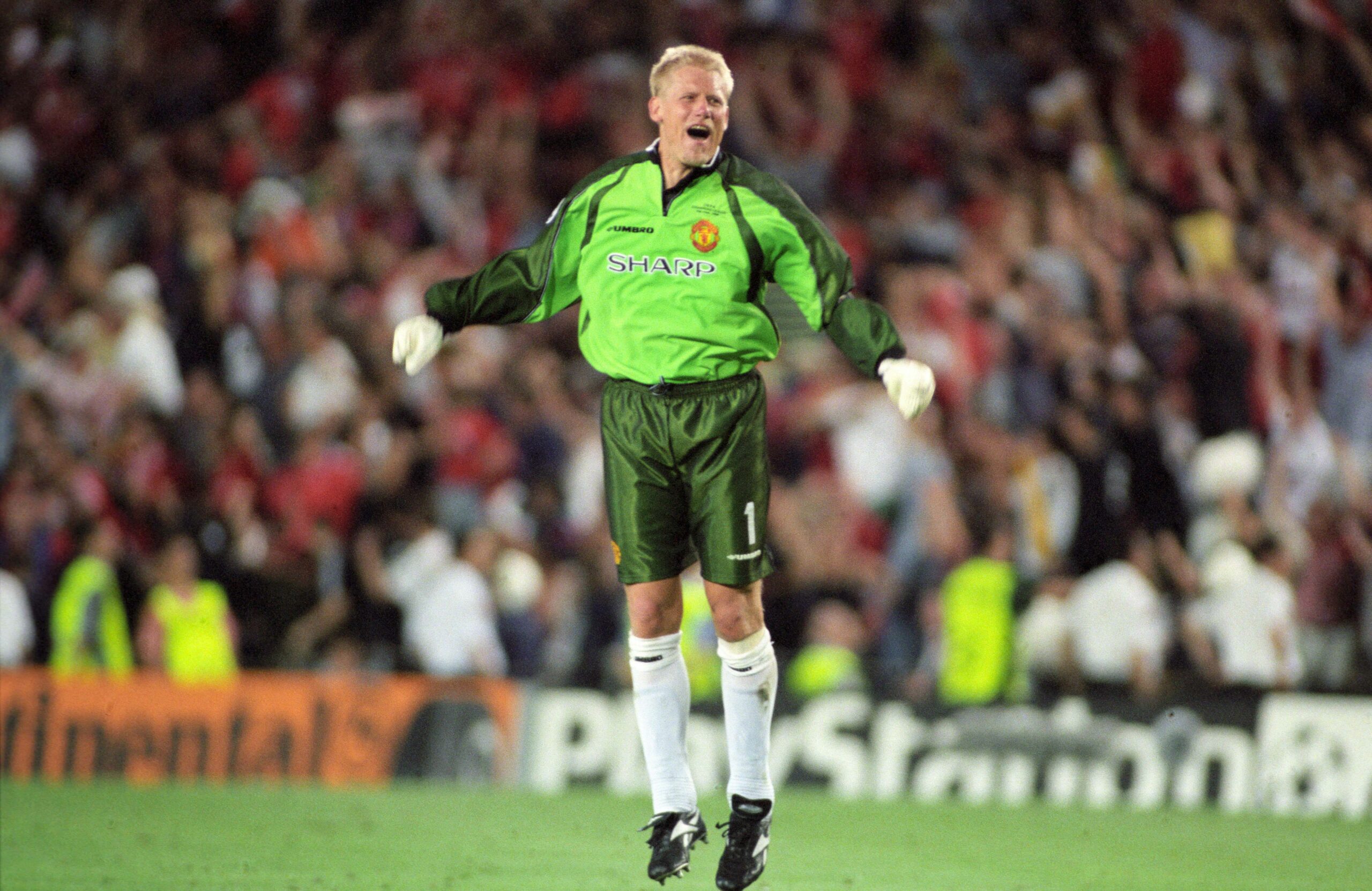 Peter Schmeichel gewinnt mit Manchester United 1999 im Finale gegen Bayern München die Champions League