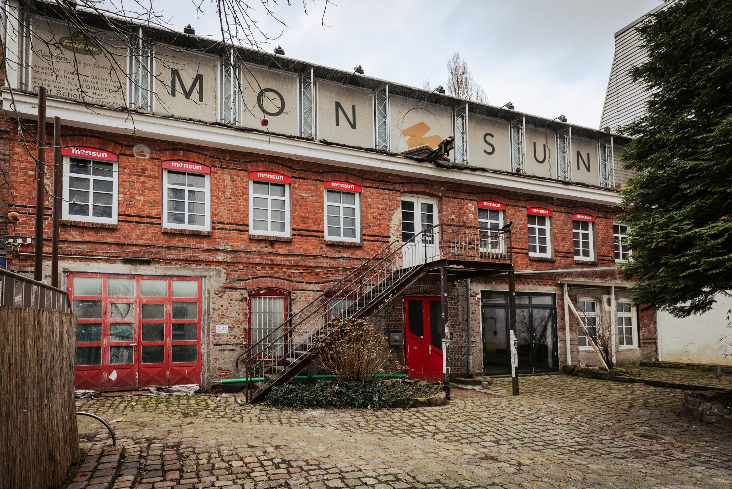 In diesem verträumten Hinterhof im Herzen von Ottensen war mal das Monsun-Theater zu Hause.