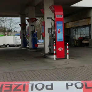 Tankstelle in Finkenwerder zum zweiten Mal eines Monats überfallen – Polizi sucht Zeugen
