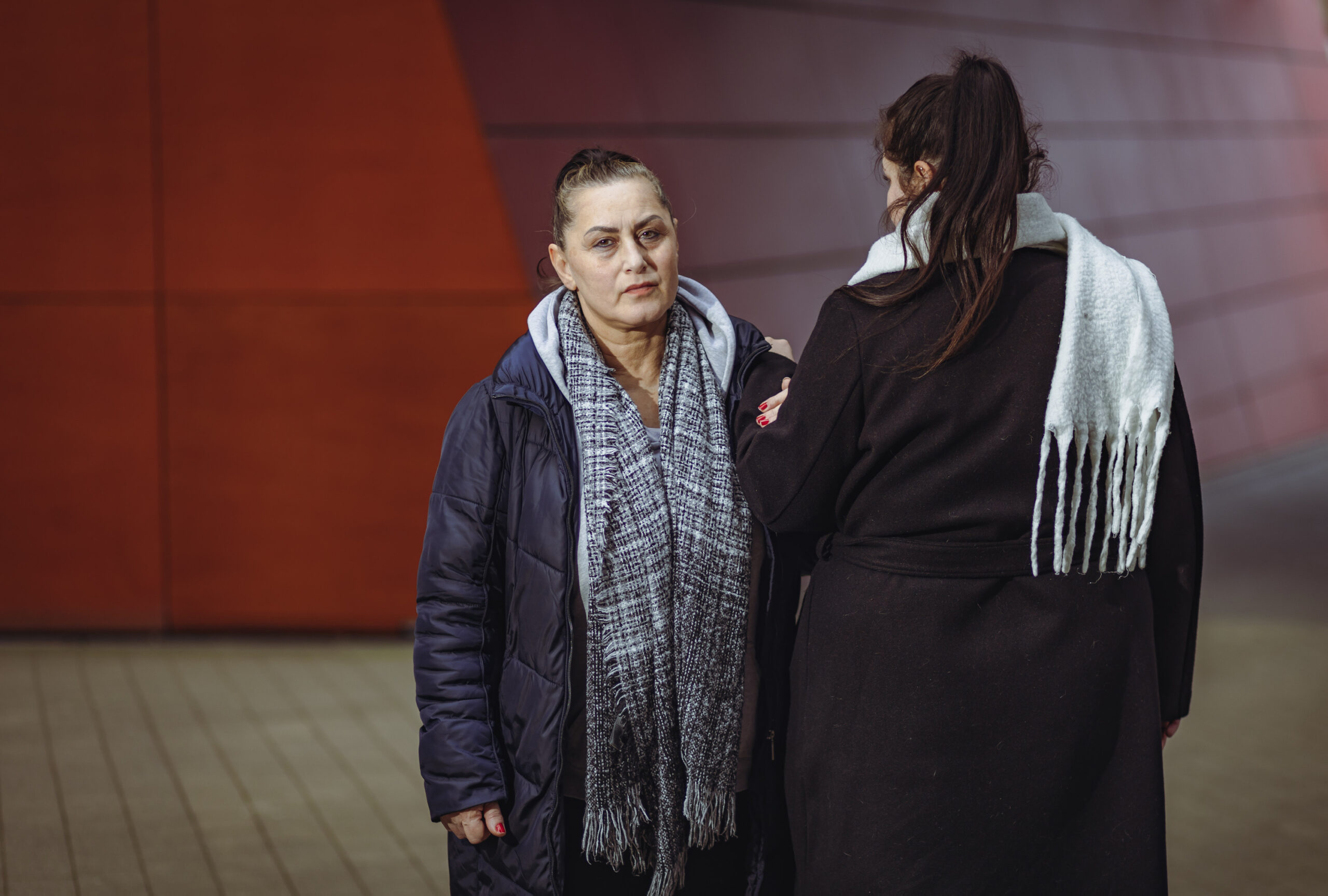 Nuray G. und ihre Tochter wurden in der S-Bahn übelst rassistisch beschimpft, die Mutter sogar geschlagen. In der S-Bahn geschlagen