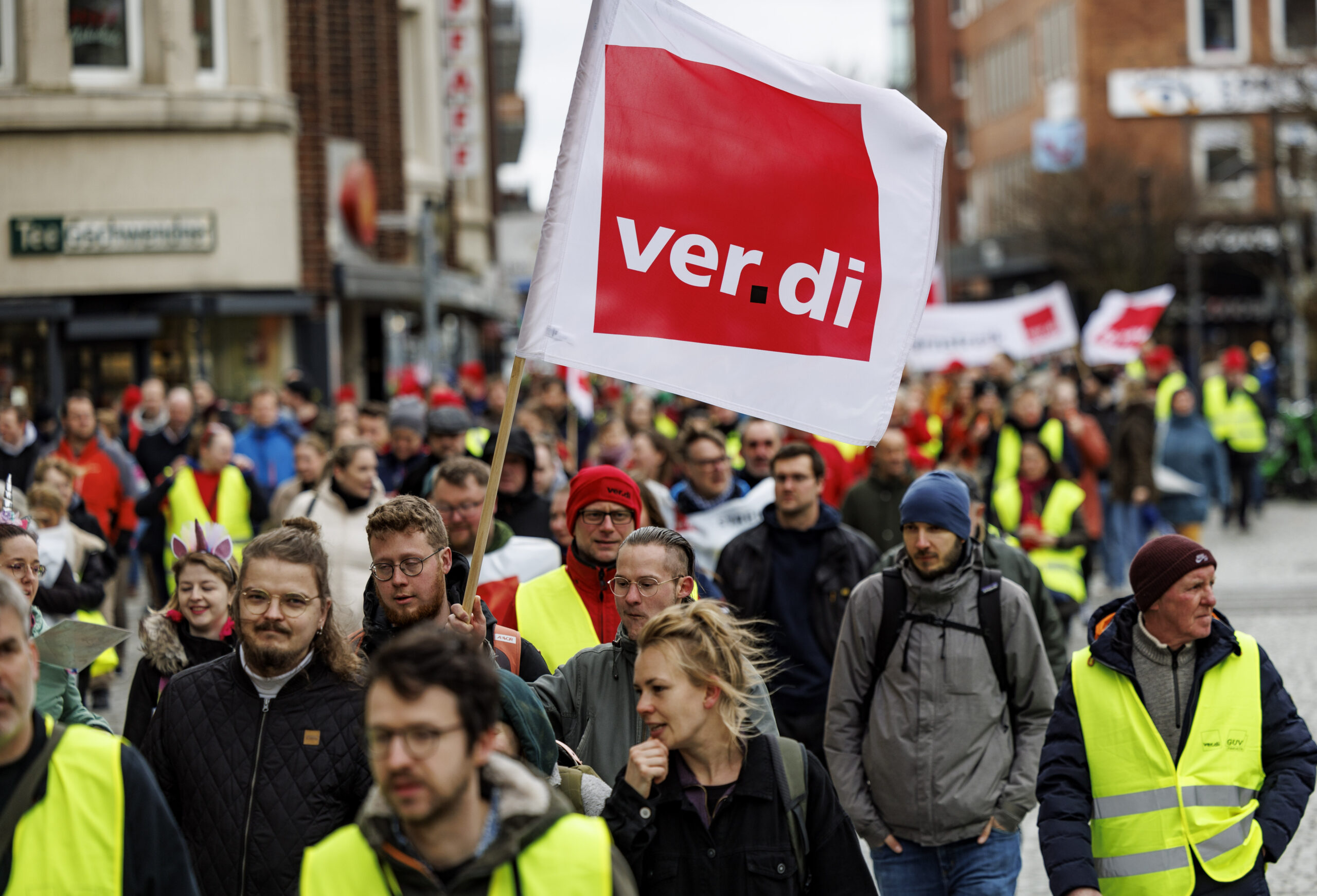 Verdi-Warnstreik von Mitarbeitern im öffentlichen Dienst in Kiel (Archivbild von 2023).