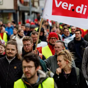 Verdi-Warnstreik von Mitarbeitern im öffentlichen Dienst (Archivbild).