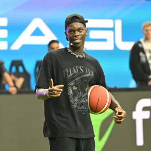 Dennis Schröder