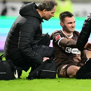 James Sands wird behandelt