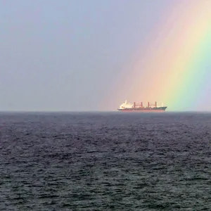 Regenbogen über dem Schwarzen Meer