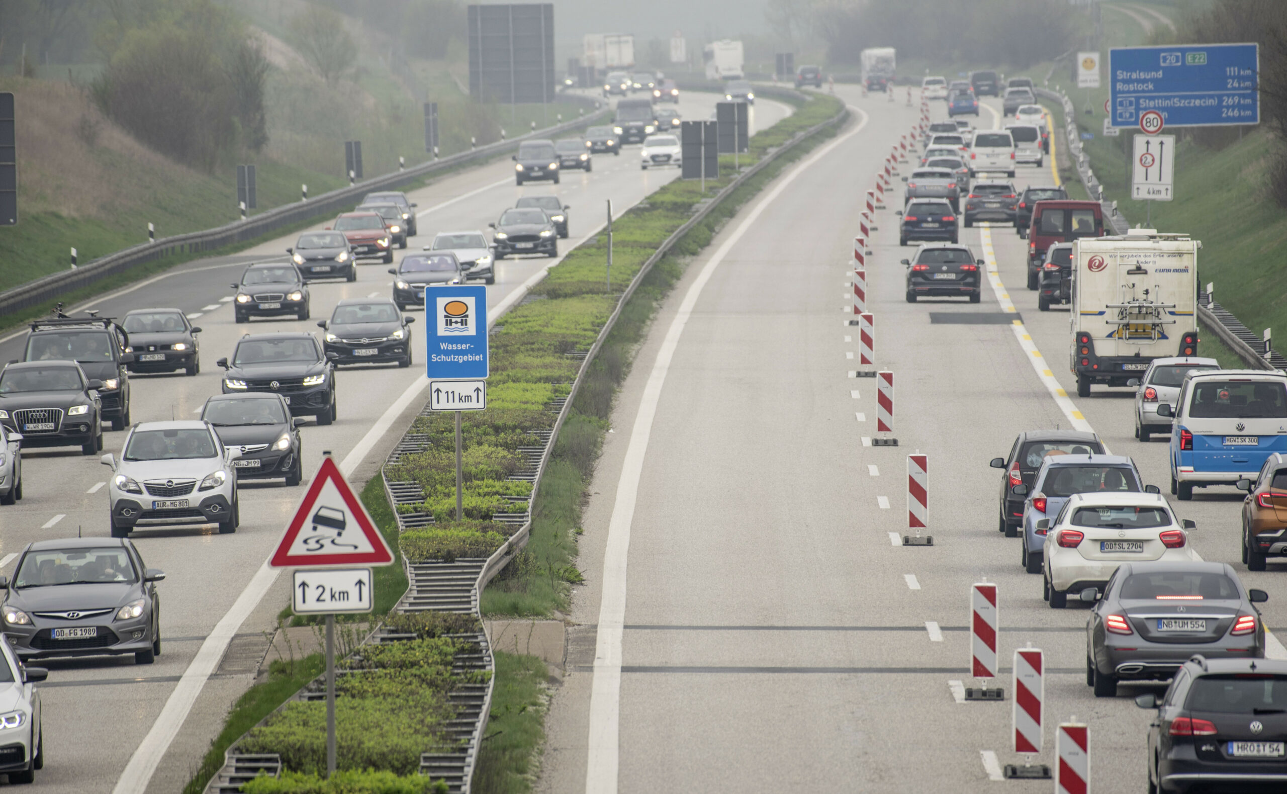 Verkehr auf einer Autobahn