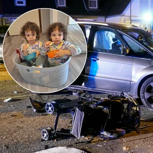 Während der kleine Mahir (r.) schwer verletzt überlebte, starb sein Zwillingsbruder Mirza im Krankenhaus. Ab Donnerstag stehen die beiden Männer vor Gericht, die sich im August 2024 ein Autorennen lieferten – und dabei den Zweijährigen töteten.