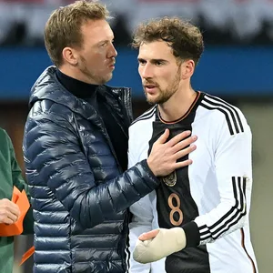 Goretzk klatscht ab mit Nagelsmann