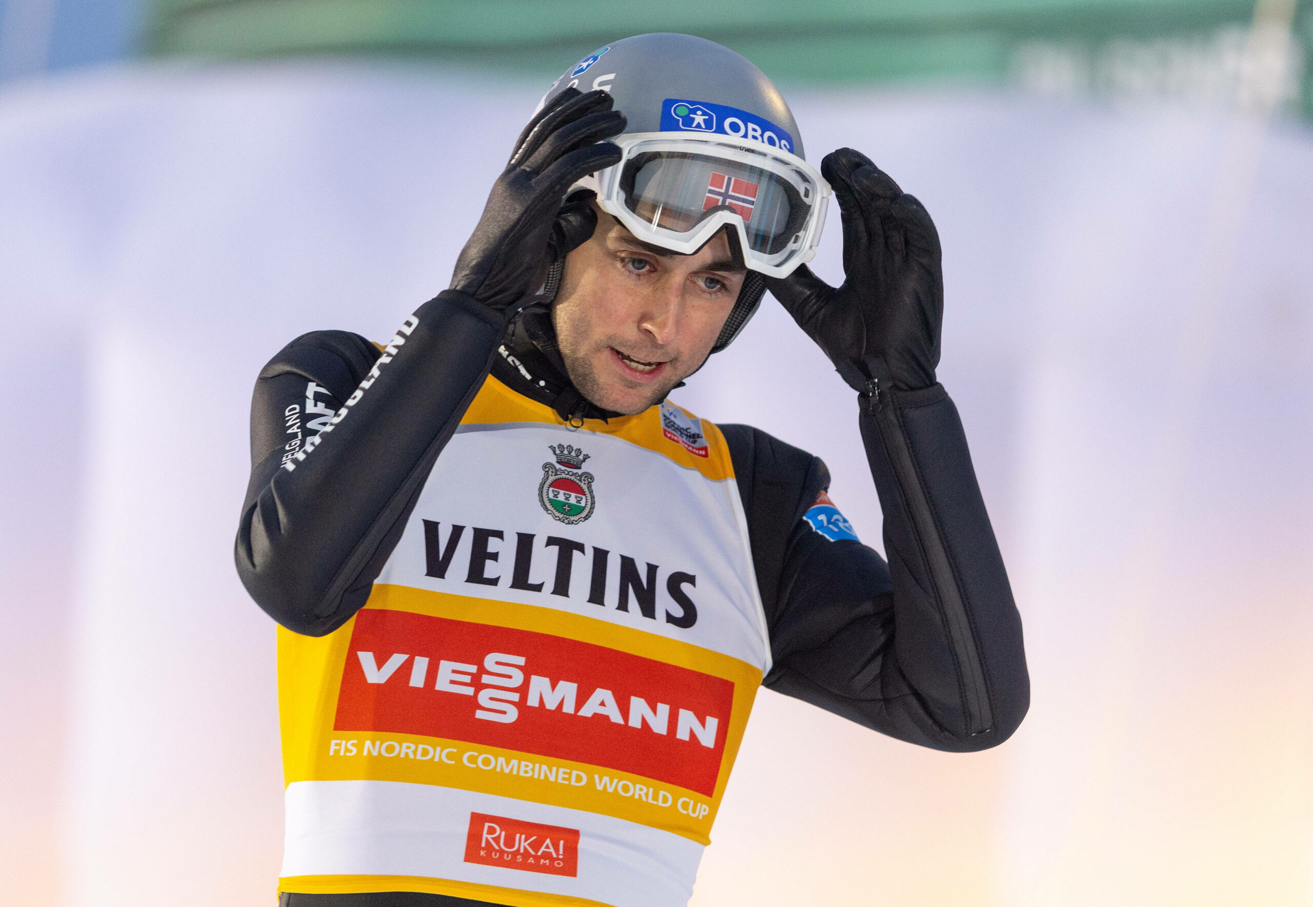 Jarl Magnus Riiber nach dem Skispringen