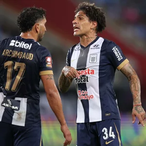 Paolo Guerrero im Triko von Alianza Lima