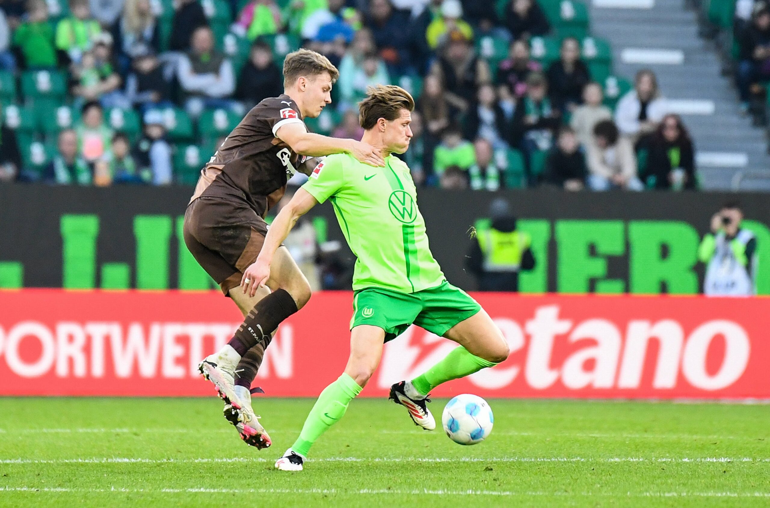 David Nemeth im Spiel gegen Wolfsburg