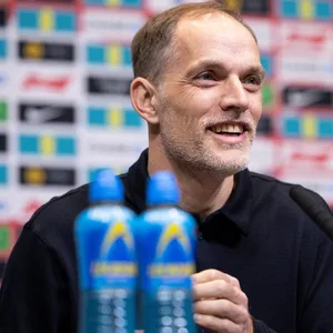 Thomas Tuchel bei einer Pressekonferenz