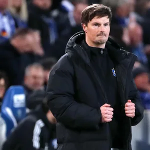 Daumen drücken und Punkte sammeln: Merlin Polzin will mit dem HSV in die Bundesliga aufsteigen.