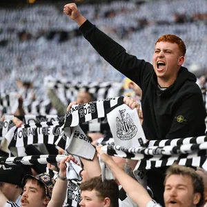 Newcastle-Fans feiern den Sieg im Ligapokal
