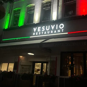 Das „Vesuvio“ in St. Georg hat vor sechs Monaten eröffnet.