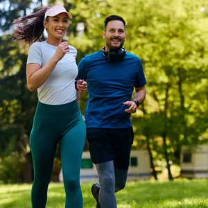 Paar Laufen Joggen Wald Park