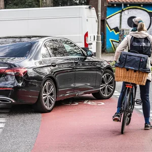 Es ist einer der Orte mit den meisten Fahrradunfällen in Hamburg: der Klosterstern.