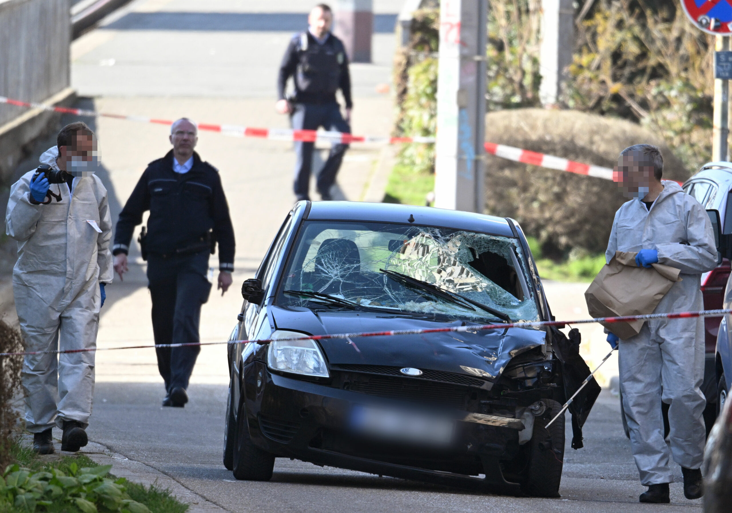 Mit diesem Ford soll ein 40-Jähriger in eine Menschenmenge in der Mannheimer Innenstadt gefahren sein.