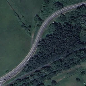 In dieser Doppelkurve kam es zu dem tödlichen Unfall.